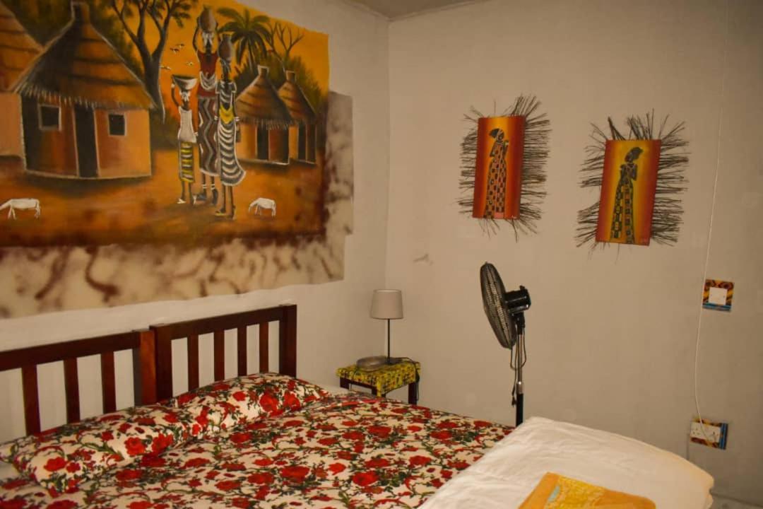 Casa Hotel Sinkiling Gambia Serrekunda Exterior photo