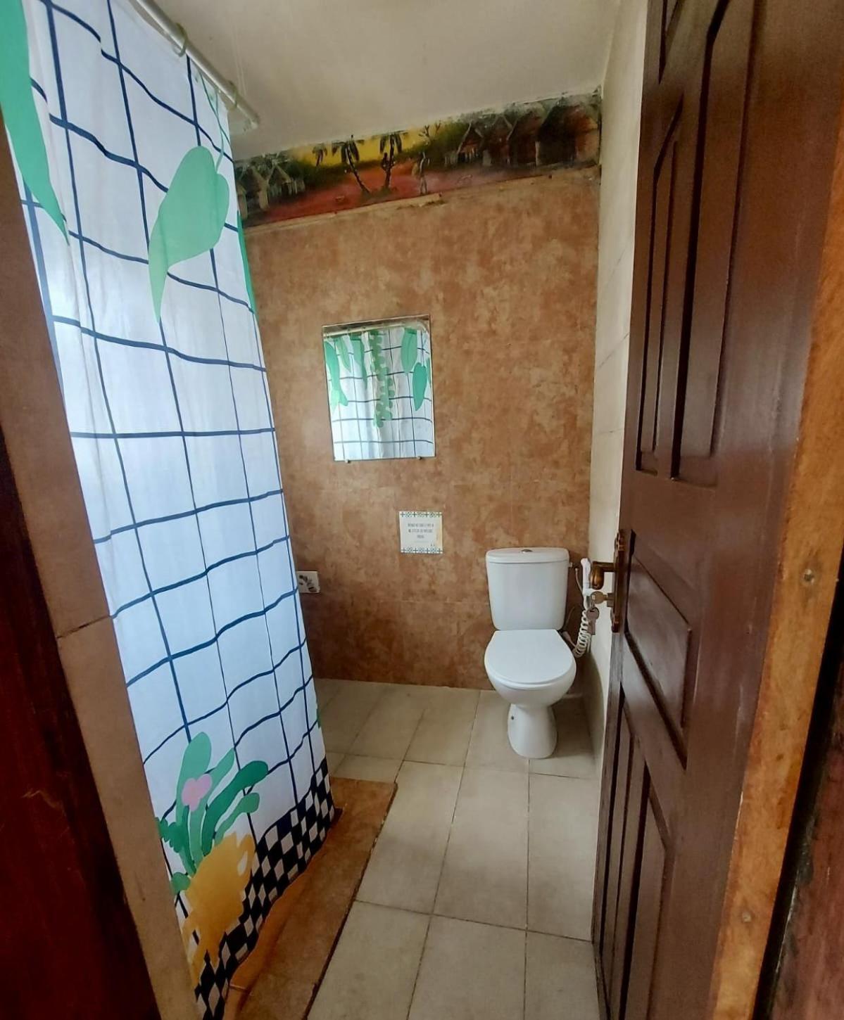 Casa Hotel Sinkiling Gambia Serrekunda Exterior photo